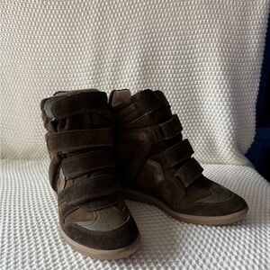Isabel Marant Brown High-Top Sneakers